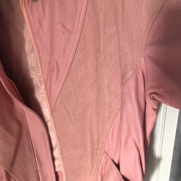 Pink Genuine Leather Jacket - Picture 5 of 7